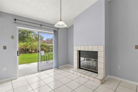 Villa ou maison à vendre à Kissimmee, Floride: 3 chambres, 125.05 m2 № 2425865 - photo 14