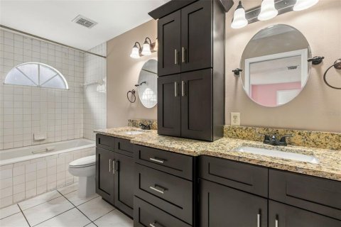 Villa ou maison à vendre à Kissimmee, Floride: 3 chambres, 125.05 m2 № 2425865 - photo 18