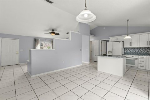 Villa ou maison à vendre à Kissimmee, Floride: 3 chambres, 125.05 m2 № 2425865 - photo 8