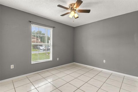 Villa ou maison à vendre à Kissimmee, Floride: 3 chambres, 125.05 m2 № 2425865 - photo 24
