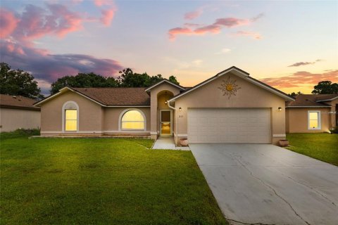 Villa ou maison à Kissimmee, Floride 3 chambres, 125.05 m2 № 2425865