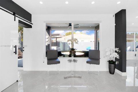 Купить виллу или дом в Майами, Флорида 4 спальни, 222.13м2, № 2025453 - фото 14