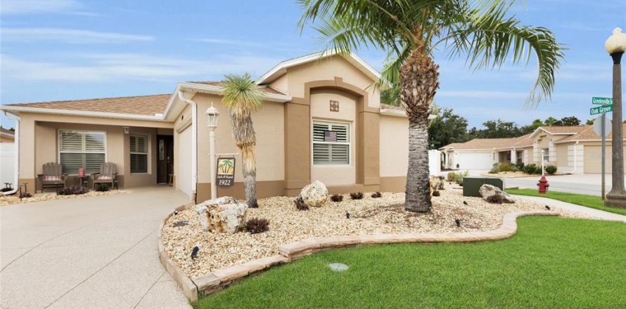 Villa ou maison à The Villages, Floride 3 chambres, 156.54 m2 № 2387324