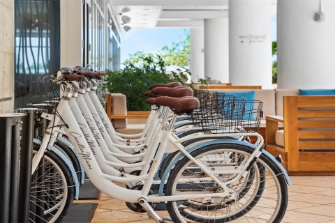 Condo in Miami Beach, Florida, 1 bedroom  № 2023078 - photo 27