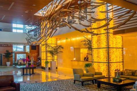 Condo in Miami Beach, Florida, 1 bedroom  № 2023078 - photo 23