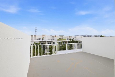 Touwnhouse à vendre à Homestead, Floride: 4 chambres, 129.88 m2 № 2001273 - photo 27