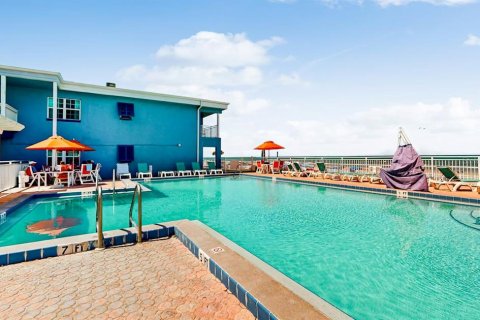 Condo in New Smyrna Beach, Florida, 1 bedroom  № 2202652 - photo 21
