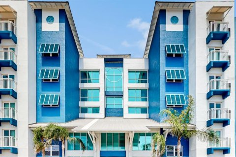Condo in New Smyrna Beach, Florida, 1 bedroom  № 2202652 - photo 20