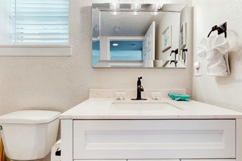 Condo in New Smyrna Beach, Florida, 1 bedroom  № 2202652 - photo 15