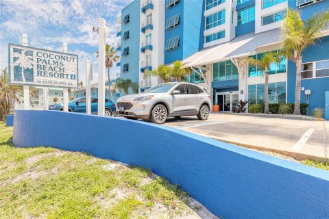 Condo in New Smyrna Beach, Florida, 1 bedroom  № 2202652 - photo 3