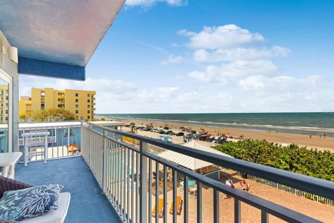 Condo in New Smyrna Beach, Florida, 1 bedroom  № 2202652 - photo 26