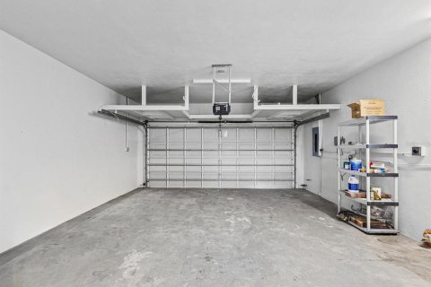 House in Saint Pete Beach, Florida 2 bedrooms, 149.57 sq.m. № 2414905 - photo 24