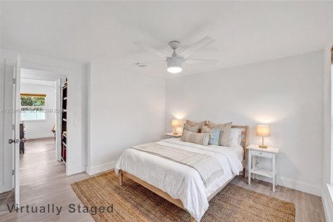 House in Fort Lauderdale, Florida 3 bedrooms, 108.7 sq.m. № 2172465 - photo 25