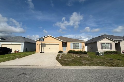 Villa ou maison à Davenport, Floride 4 chambres, 171.96 m2 № 2436695