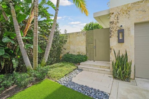 Villa ou maison à vendre à Delray Beach, Floride: 3 chambres, 309.64 m2 № 2416208 - photo 3