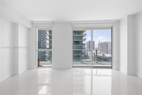 Condo in Miami, Florida  № 1993149 - photo 5
