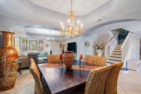 Villa ou maison à vendre à Miami, Floride: 5 chambres, 303.51 m2 № 2276860 - photo 16