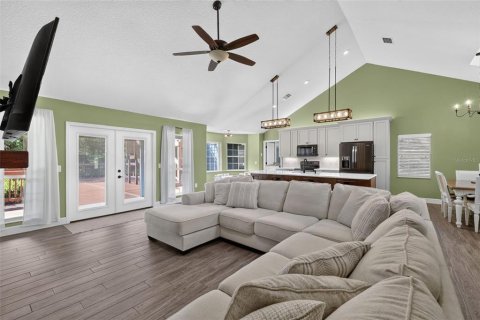 Villa ou maison à vendre à Tavares, Floride: 3 chambres, 197.05 m2 № 2389056 - photo 13