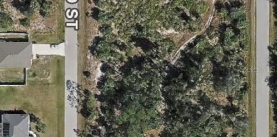 Land in Port Charlotte, Florida № 2161760