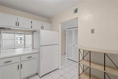 Condominio en venta en Tamarac, Florida, 2 dormitorios, 95.22 m2 № 1779672 - foto 26