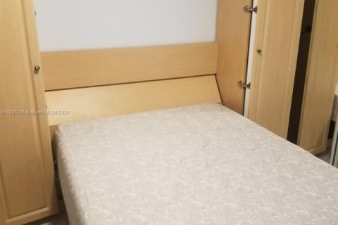 Condominio en venta en Hallandale Beach, Florida, 2 dormitorios, 118.91 m2 № 1955803 - foto 14