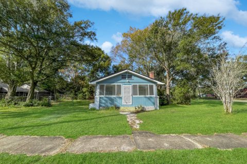Villa ou maison à louer à Jacksonville, Floride: 3 chambres, 97.36 m2 № 885715 - photo 1