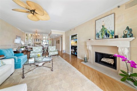 Снять в аренду кондоминиум в Майами-Бич, Флорида 2 спальни, 171.59м2, № 2034602 - фото 10