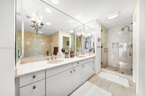 Снять в аренду кондоминиум в Майами-Бич, Флорида 2 спальни, 171.59м2, № 2034602 - фото 21