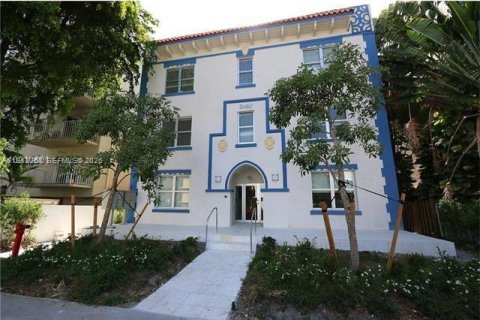 Condo in Miami Beach, Florida, 2 bedrooms № 2152804