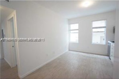 Condominio en venta en Miami Beach, Florida, 2 dormitorios, 62.34 m2 № 2152804 - foto 6