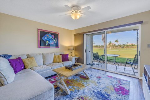 Condominio en venta en Saint Petersburg, Florida, 2 dormitorios, 99.41 m2 № 1719928 - foto 6