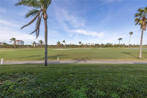 Condominio en venta en Saint Petersburg, Florida, 2 dormitorios, 99.41 m2 № 1719928 - foto 24