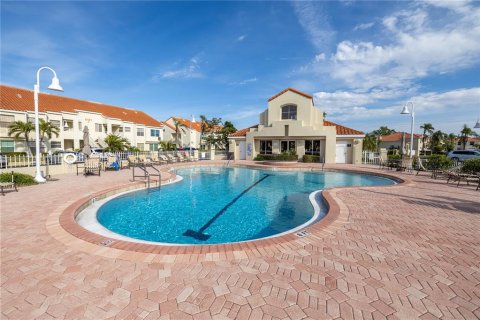 Condominio en venta en Saint Petersburg, Florida, 2 dormitorios, 99.41 m2 № 1719928 - foto 29