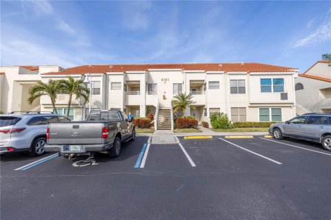 Condominio en venta en Saint Petersburg, Florida, 2 dormitorios, 99.41 m2 № 1719928 - foto 27