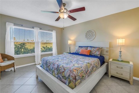 Condominio en venta en Saint Petersburg, Florida, 2 dormitorios, 99.41 m2 № 1719928 - foto 16