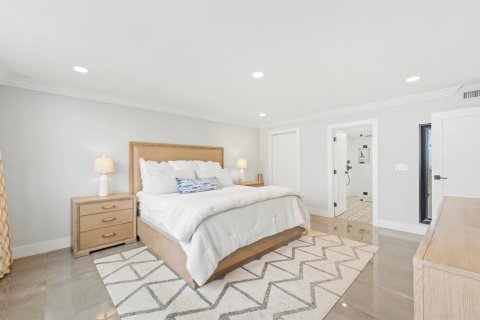 Condo in Riviera Beach, Florida, 2 bedrooms № 2392029 - photo 14