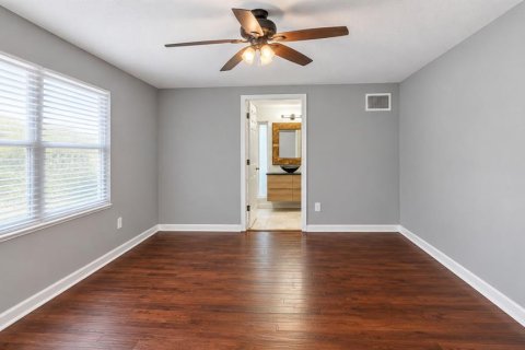 Casa en venta en Tampa, Florida, 3 dormitorios, 122.63 m2 № 2411697 - foto 22