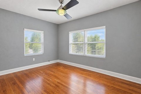 Casa en venta en Tampa, Florida, 3 dormitorios, 122.63 m2 № 2411697 - foto 14