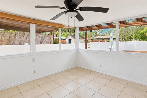 Casa en venta en Tampa, Florida, 3 dormitorios, 122.63 m2 № 2411697 - foto 26