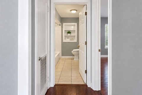 Casa en venta en Tampa, Florida, 3 dormitorios, 122.63 m2 № 2411697 - foto 18