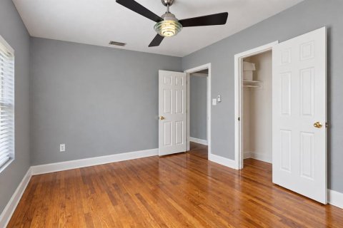 Casa en venta en Tampa, Florida, 3 dormitorios, 122.63 m2 № 2411697 - foto 15