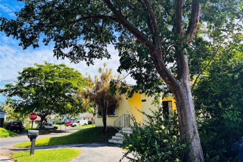Villa ou maison à vendre à Homestead, Floride: 3 chambres, 110.65 m2 № 1924641 - photo 4