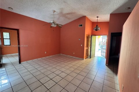 Villa ou maison à vendre à Homestead, Floride: 3 chambres, 110.65 m2 № 1924641 - photo 20