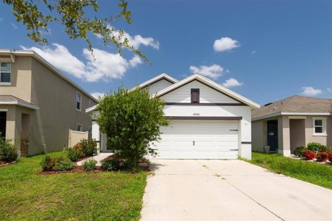 House in Wimauma, Florida 3 bedrooms, 140.84 sq.m. № 2219496