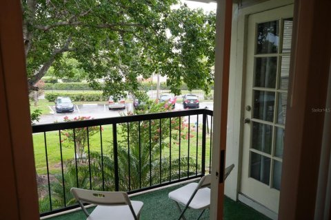 Condo in Orlando, Florida, 1 bedroom № 2100181 - photo 8