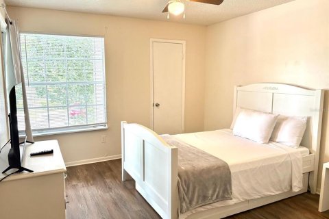 Condo in Orlando, Florida, 1 bedroom № 2100181 - photo 6