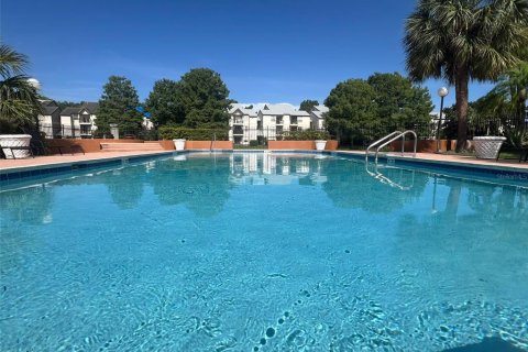 Condo in Orlando, Florida, 1 bedroom № 2100181 - photo 12
