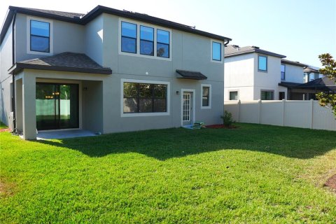House in Lutz, Florida 5 bedrooms, 328.04 sq.m. № 1659352 - photo 28