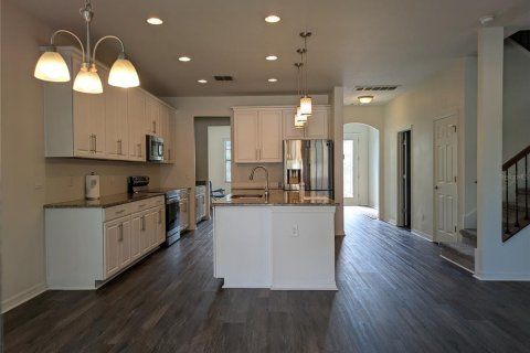 House in Lutz, Florida 5 bedrooms, 328.04 sq.m. № 1659352 - photo 10