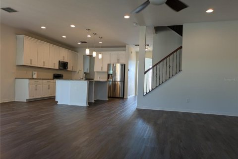 House in Lutz, Florida 5 bedrooms, 328.04 sq.m. № 1659352 - photo 11